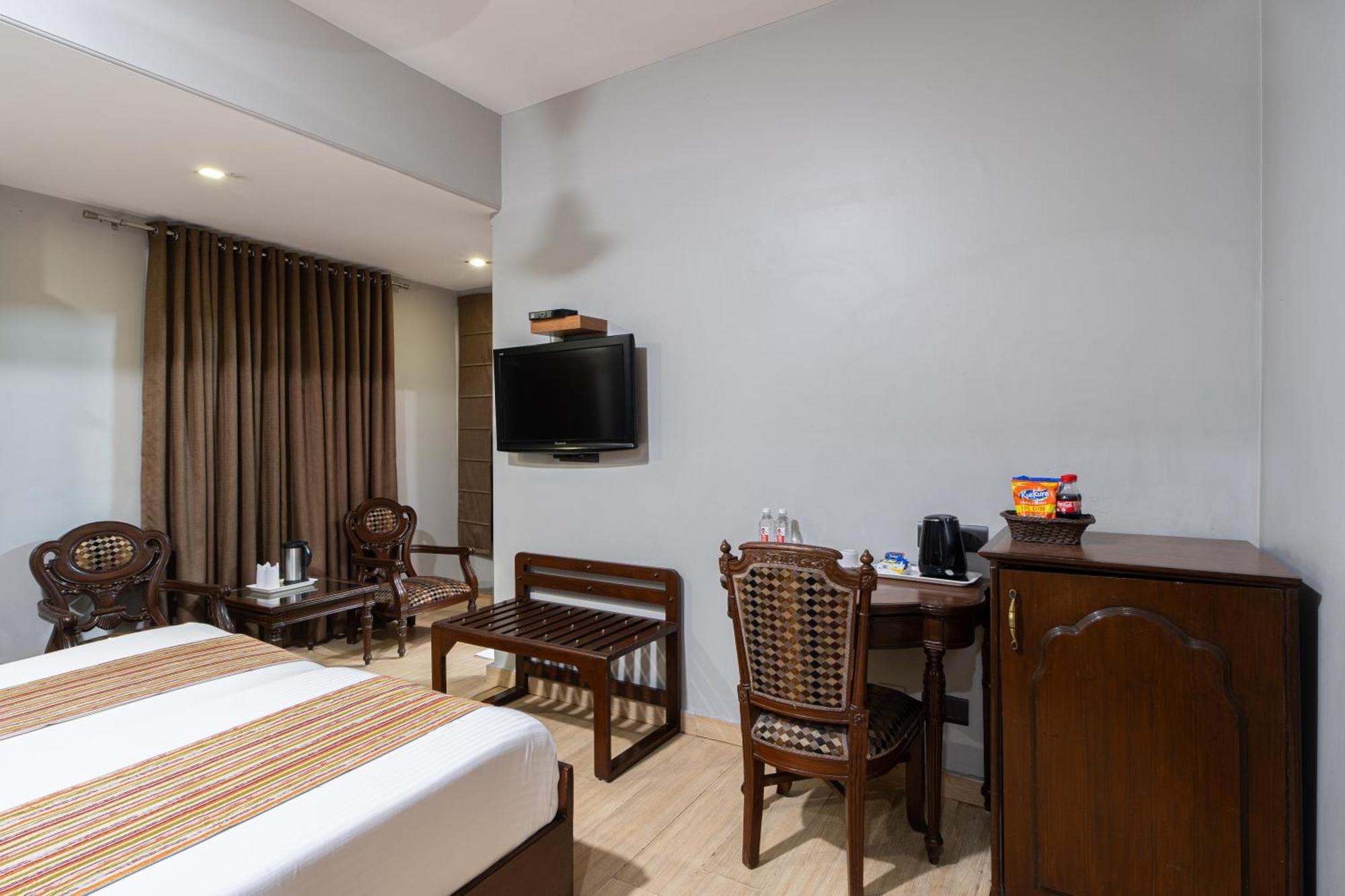 דלהי Hotel Sunstar Grand מראה חיצוני תמונה