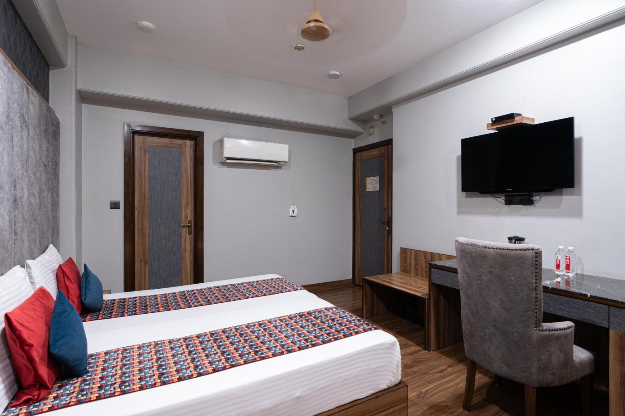 דלהי Hotel Sunstar Grand מראה חיצוני תמונה
