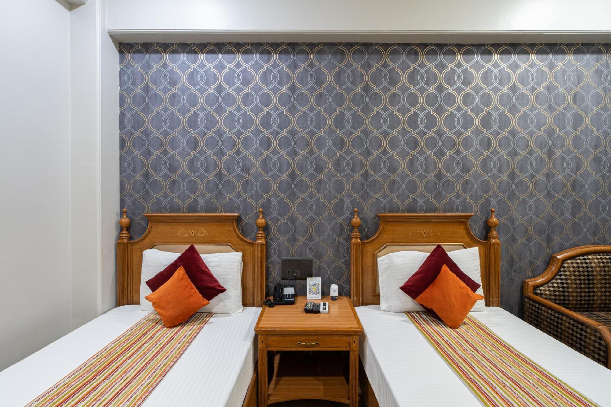 דלהי Hotel Sunstar Grand מראה חיצוני תמונה
