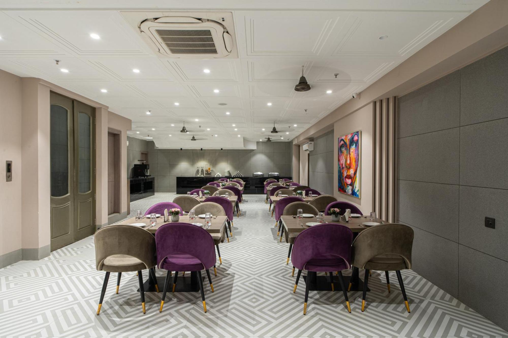דלהי Hotel Sunstar Grand מראה חיצוני תמונה