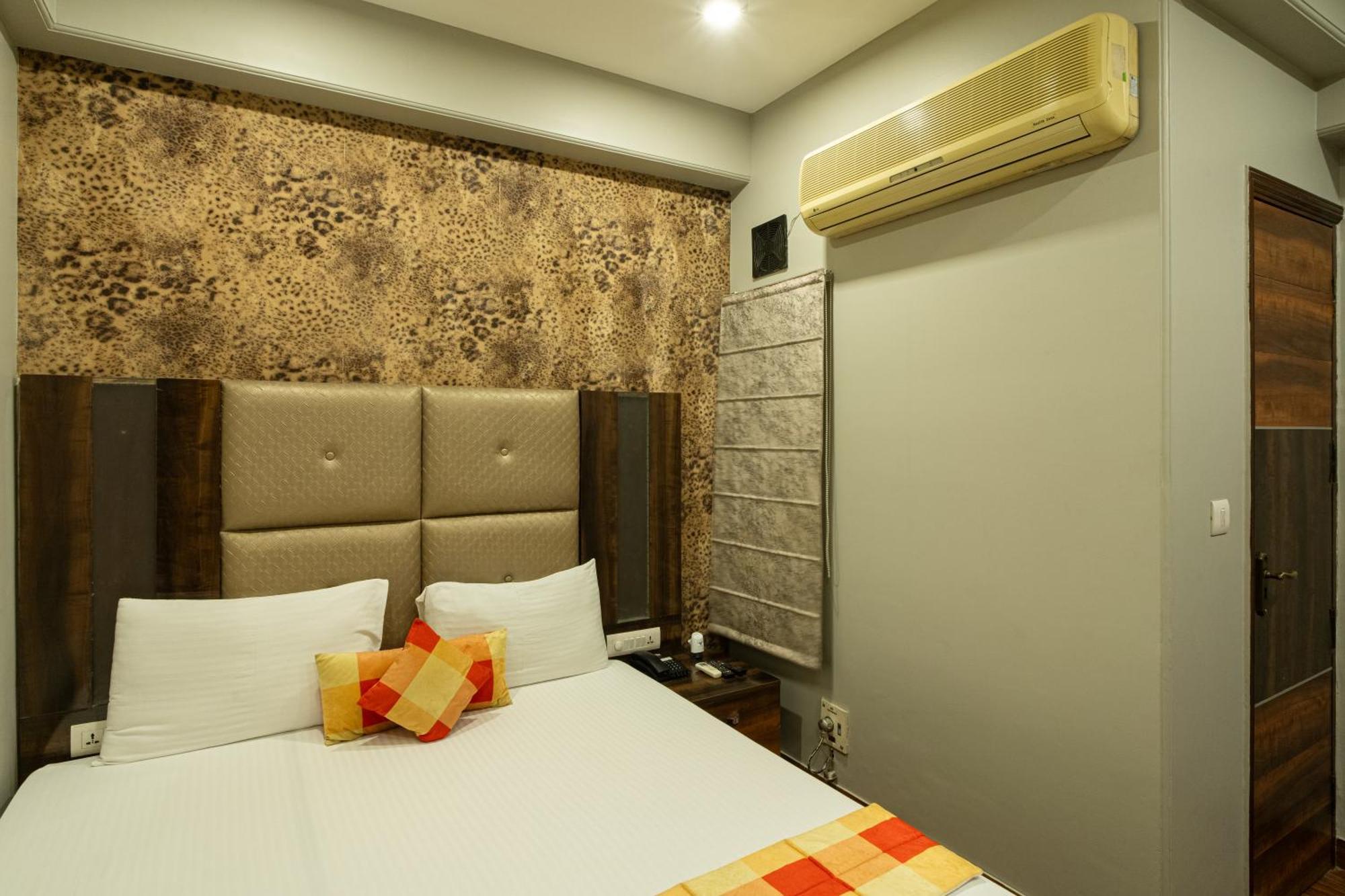 דלהי Hotel Sunstar Grand מראה חיצוני תמונה