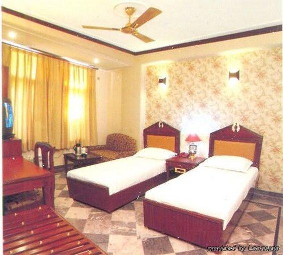 דלהי Hotel Sunstar Grand חדר תמונה