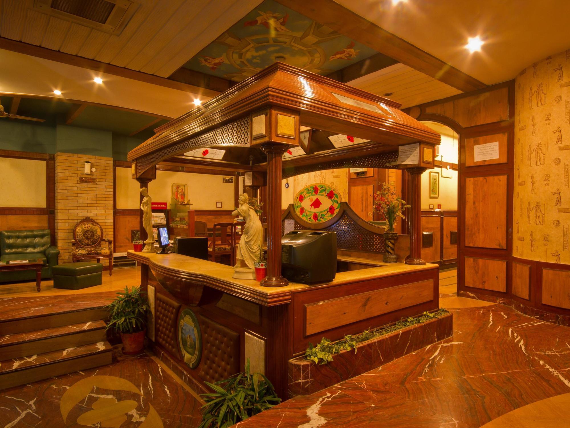 דלהי Hotel Sunstar Grand מראה חיצוני תמונה